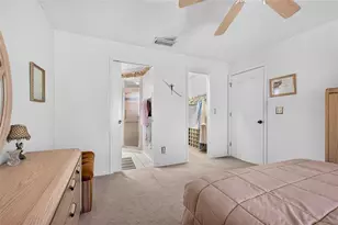 1201 Oak Trace Dr, Sarasota, FL 34232 - Photo 13