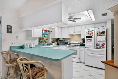 1201 Oak Trace Drive, Sarasota, FL 34232 - Photo 7