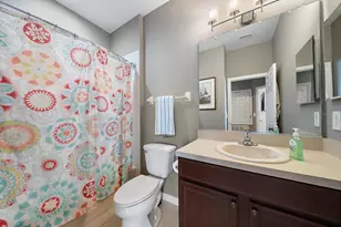4206 Via Piedra Cir, Sarasota, FL 34233 - Photo 21