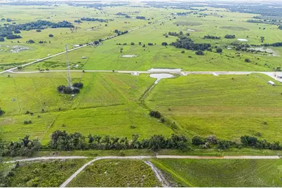 36810 Kville Road, Myakka City, FL 34251 - Photo 9
