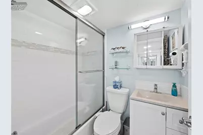 3320 Gulf Of Mexico Drive #206C, Longboat Key, FL 34228 - Photo 19