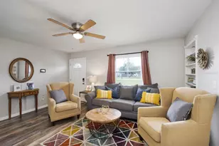 305 Linden Dr, Ellenton, FL 34222 - Photo 23