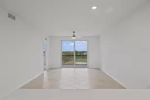 12180 Wellen Golf St, Venice, FL 34293 - Photo 11