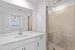 12180 Wellen Golf St, Venice, FL 34293 - Photo 17