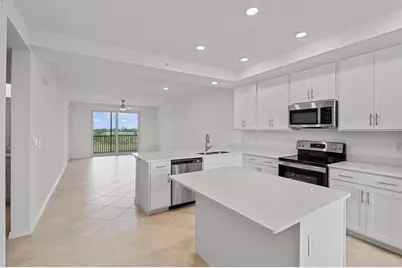 12180 Wellen Golf Street #305, Venice, FL 34293 - Photo 3