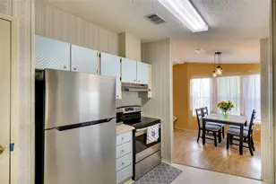 2062 Champion St, Sarasota, FL 34231 - Photo 11