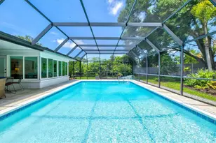 2587 Ringling Blvd, Sarasota, FL 34237 - Photo 3