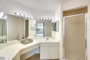 2608 Waterford Way, Palmetto, FL 34221 - Photo 17