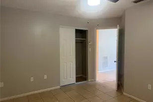 4917 21st St W, Bradenton, FL 34207 - Photo 11