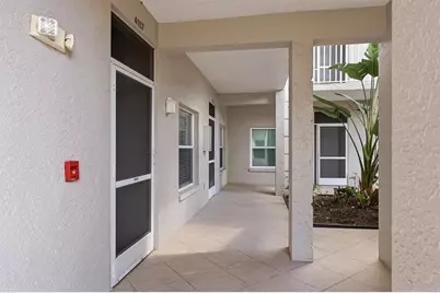 9610 Club South Circle #4107, Sarasota, FL 34238 - Photo 3