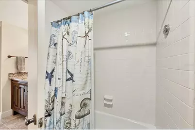 1212 Benjamin Franklin Drive #708, Sarasota, FL 34236 - Photo 25