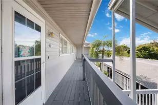 259 Fenwick Dr, Venice, FL 34285 - Photo 3