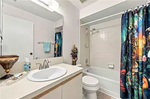 259 Fenwick Dr, Venice, FL 34285 - Photo 19