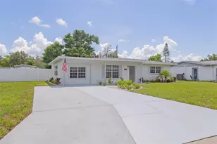 4203 36th St W, Bradenton, FL 34205 - Photo 5