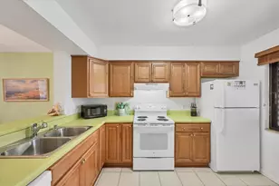 5216 Lake Village Dr, Sarasota, FL 34235 - Photo 25
