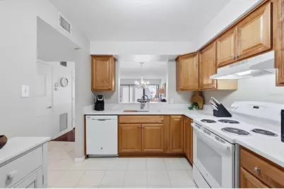 5216 Lake Village Drive #71, Sarasota, FL 34235 - Photo 27