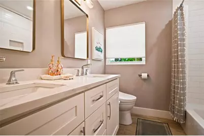 2410 Siesta Drive, Sarasota, FL 34239 - Photo 23