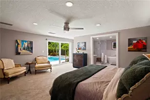 2410 Siesta Dr, Sarasota, FL 34239 - Photo 15