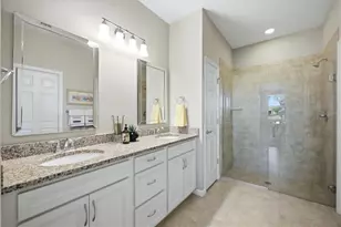 17128 Kenton Ter, Lakewood Ranch, FL 34202 - Photo 15