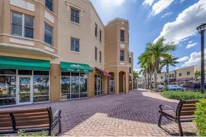 17128 Kenton Terrace, Lakewood Ranch, FL 34202 - Photo 61