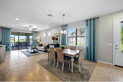 17128 Kenton Terrace, Lakewood Ranch, FL 34202 - Photo 9