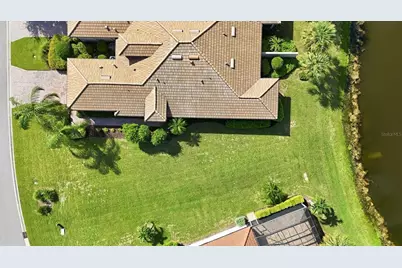 17128 Kenton Terrace, Lakewood Ranch, FL 34202 - Photo 21