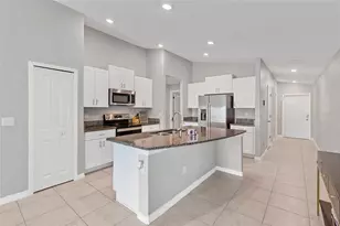 1719 Fred Ives St, Ruskin, FL 33570 - Photo 9