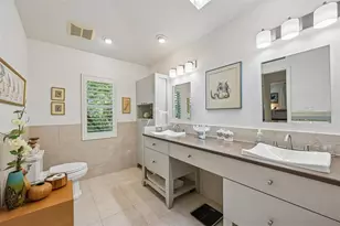 4502 Friar Tuck Ln, Sarasota, FL 34232 - Photo 21