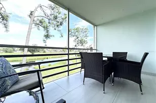 7173 W Country Club Dr N, Sarasota, FL 34243 - Photo 41