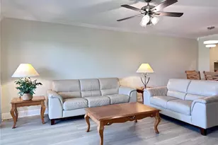 7173 W Country Club Dr N, Sarasota, FL 34243 - Photo 13