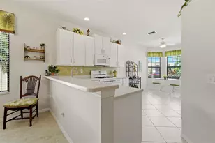 8155 Stirling Falls Cir, Sarasota, FL 34243 - Photo 7