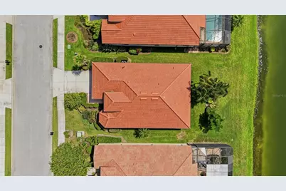 8155 Stirling Falls Circle, Sarasota, FL 34243 - Photo 37
