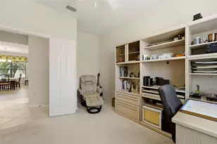 8155 Stirling Falls Cir, Sarasota, FL 34243 - Photo 23