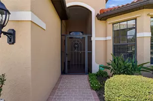 8155 Stirling Falls Cir, Sarasota, FL 34243 - Photo 3