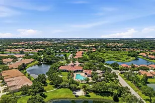 8155 Stirling Falls Cir, Sarasota, FL 34243 - Photo 55