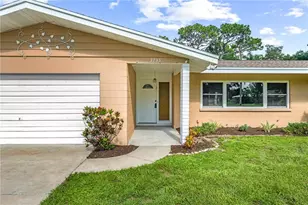3733 Malec Cir, Sarasota, FL 34233 - Photo 5