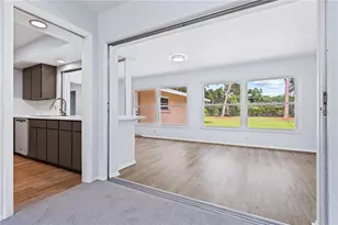 3733 Malec Cir, Sarasota, FL 34233 - Photo 13