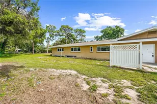 3733 Malec Cir, Sarasota, FL 34233 - Photo 45