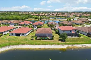 13834 Vancanza Dr, Venice, FL 34293 - Photo 5