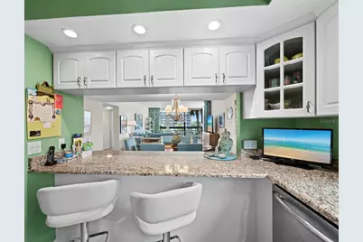 1075 Gulf Of Mexico Drive #205, Longboat Key, FL 34228 - Photo 15