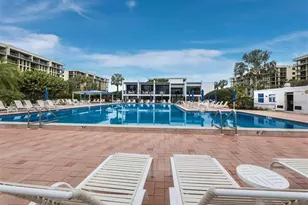 1075 Gulf of Mexico Dr, Longboat Key, FL 34228 - Photo 41