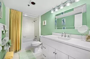 1075 Gulf of Mexico Dr, Longboat Key, FL 34228 - Photo 29