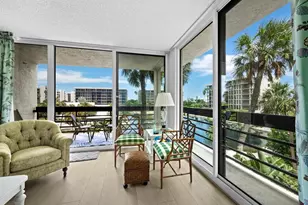 1075 Gulf of Mexico Dr, Longboat Key, FL 34228 - Photo 5