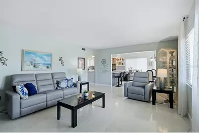 73 Strathmore Boulevard #73F, Sarasota, FL 34233 - Photo 9