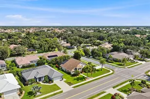 450 Lake of the Woods Dr, Venice, FL 34293 - Photo 3