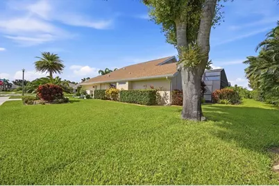 450 Lake Of The Woods Drive, Venice, FL 34293 - Photo 63