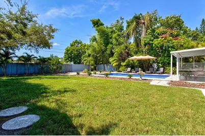 2650 Davis Boulevard, Sarasota, FL 34237 - Photo 53