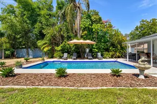 2650 Davis Blvd, Sarasota, FL 34237 - Photo 51