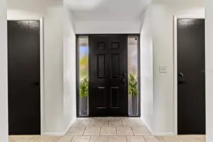 2650 Davis Blvd, Sarasota, FL 34237 - Photo 9