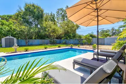 2650 Davis Boulevard, Sarasota, FL 34237 - Photo 45